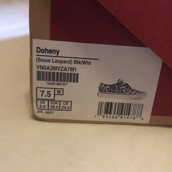 Vans Snow Leopard lace up, NIB Women’s 7.5 - Picture 5 of 5